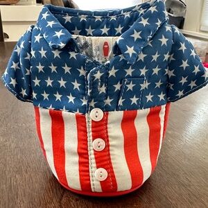 PUFFIN drinkwear.  Patriotic Stars and Stripes coozie. 🇺🇸